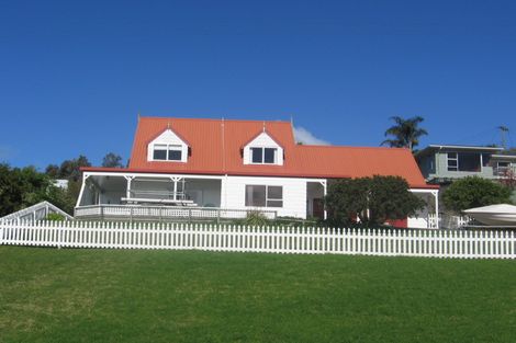 Photo of property in 280 Beach Road, Onerahi, Whangarei, 0110