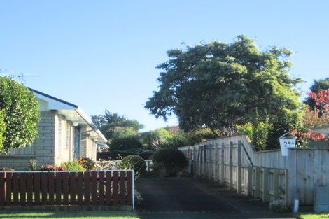 Photo of property in 29 Arawhata Road, Paraparaumu, 5032