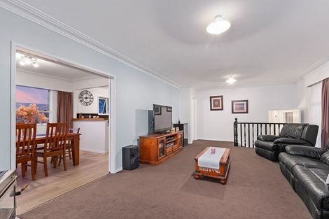 Photo of property in 25 Anich Road, Massey, Auckland, 0614