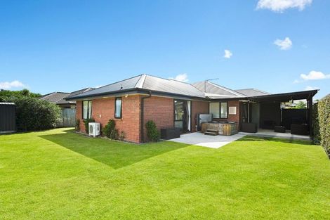 Photo of property in 253 Dixon Road, Fitzroy, Hamilton, 3206