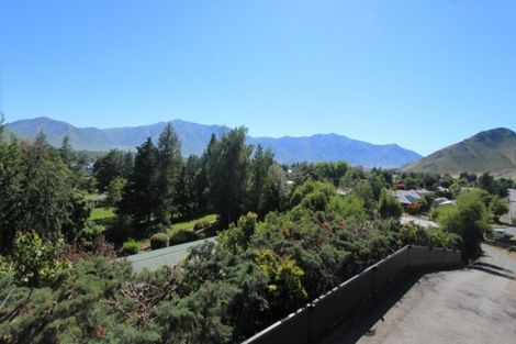 Photo of property in 22a Sutherland Road, Omarama, 9412