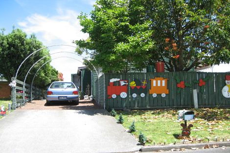 Photo of property in 21 Leaming Place, Clarks Beach, 2122