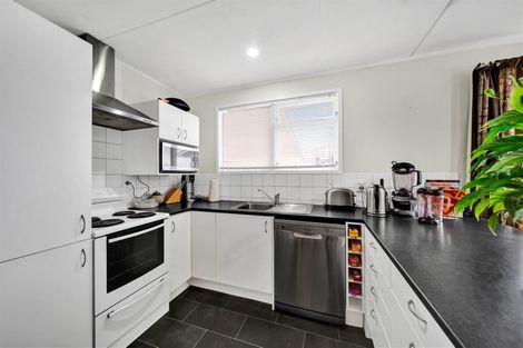 Photo of property in 58 Murray Avenue, Hawera, 4610