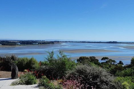 Photo of property in 59 Saint Andrews Hill Road, Mount Pleasant, Christchurch, 8081