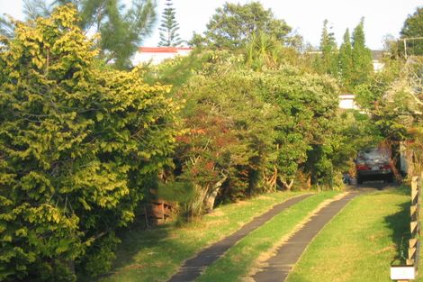 Photo of property in 15 Hamilton Place, Glenfield, Auckland, 0629