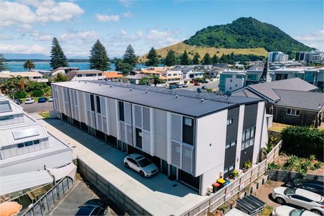 Photo of property in 8/17 Victoria Road, Mount Maunganui, 3116