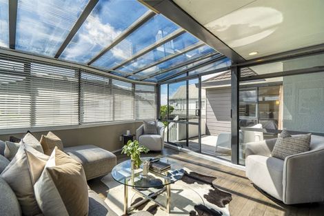 Photo of property in 1/1 Harley Road, Takapuna, Auckland, 0622