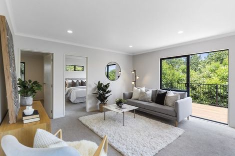 Photo of property in 77a Stott Avenue, Birkdale, Auckland, 0626