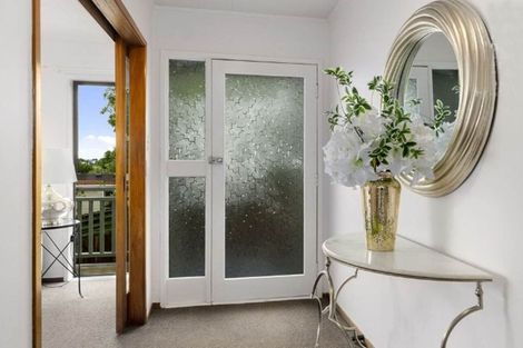 Photo of property in 66 Lavery Place, Sunnynook, Auckland, 0632