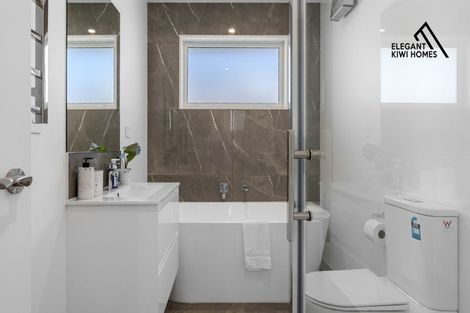 Photo of property in 35 Navarra Road, Halswell, 8025