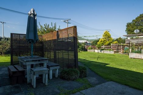 Photo of property in 45 De Lautour Road, Inner Kaiti, Gisborne, 4010