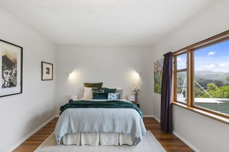 Photo of property in 49 Nottingham Street, Karori, Wellington, 6012