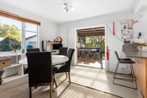 Photo of property in 4 Laurel Place, Awapuni, Palmerston North, 4412