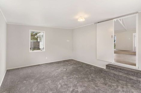 Photo of property in 20 Fairdale Avenue, Red Hill, Papakura, 2110
