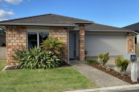 Photo of property in 21 Scoria Close, Pyes Pa, Tauranga, 3112