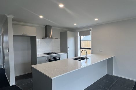 Photo of property in 36 Waruhia Crescent, Rototuna North, 3281