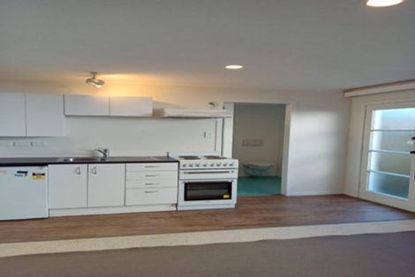 Photo of property in 4 Trelissick Crescent, Ngaio, Wellington, 6035