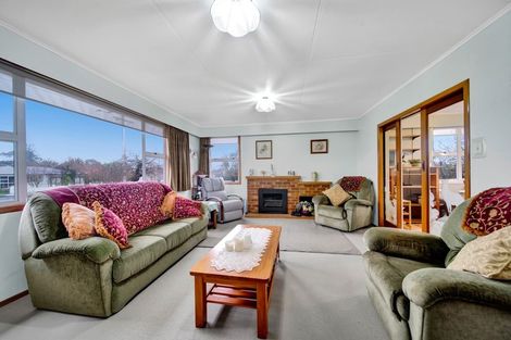 Photo of property in 76 Blake Street, Waitara, 4320
