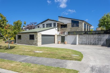 Photo of property in 11 Claremont Rise, Levin, 5510