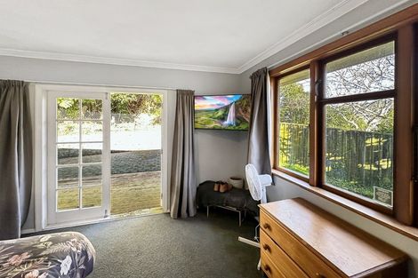 Photo of property in 79 Stokes Valley Road, Stokes Valley, Lower Hutt, 5019