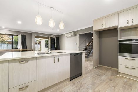 Photo of property in 22 Hoyte Place, Pukehangi, Rotorua, 3015