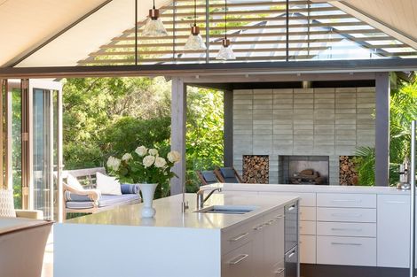 Photo of property in 26 Aotearoa Terrace, Murrays Bay, Auckland, 0630