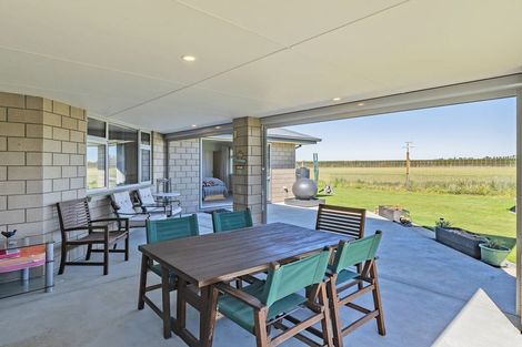 Photo of property in 4 Cressy Place, Darfield, 7510