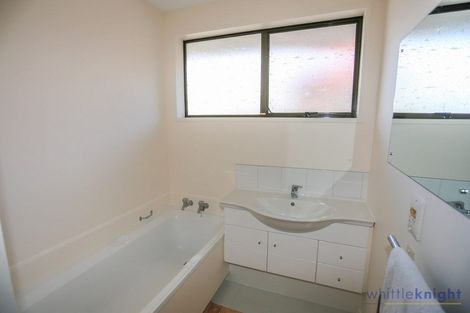 Photo of property in 16 Westmont Street, Ilam, Christchurch, 8041