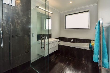 Photo of property in 8 Balmore Crescent, Pokeno, 2402