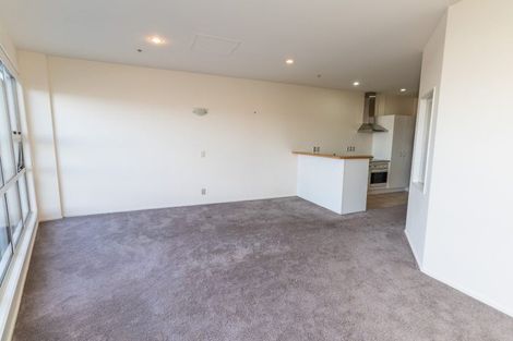Photo of property in Stadium Garden Flats, 412/107 Thorndon Quay, Pipitea, Wellington, 6011