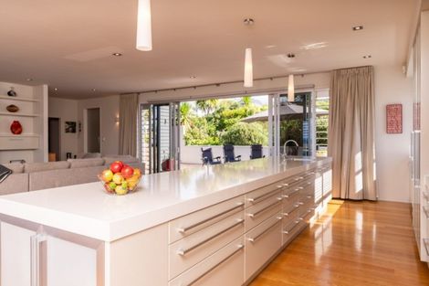 Photo of property in 18 Wintle Street, Mangawhai Heads, Mangawhai, 0505