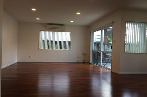 Photo of property in 299a Glengarry Road, Glen Eden, Auckland, 0602