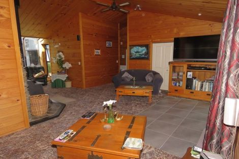 Photo of property in 50 Brunings Road, Carters Beach, Westport, 7892