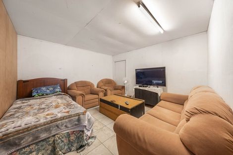 Photo of property in 44 Walmsley Road, Otahuhu, Auckland, 1062