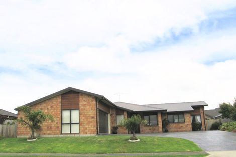 Photo of property in 82 O'connor Drive, Pukekohe, 2120