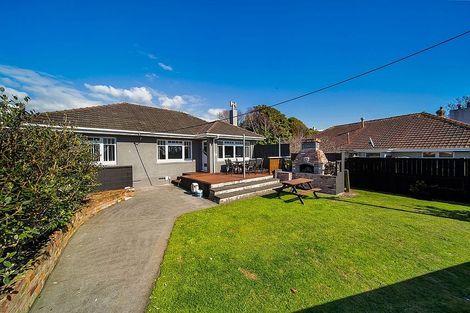 Photo of property in 39a Breakwater Road, Moturoa, New Plymouth, 4310