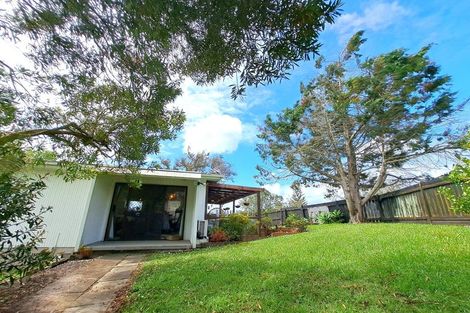 Photo of property in 2/1 Simon Ellice Drive, Bayview, Auckland, 0629