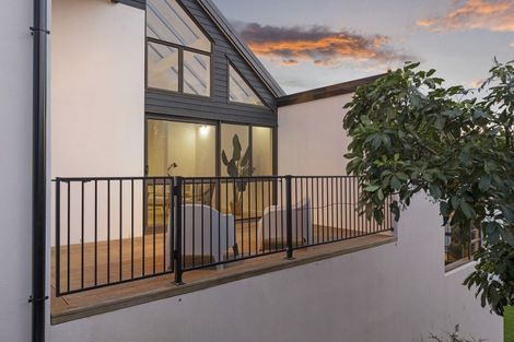 Photo of property in 17 Brigid Place, Mount Pleasant, Christchurch, 8081