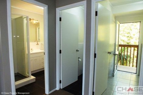 Photo of property in 1/38 Carlisle Road, Browns Bay, Auckland, 0630