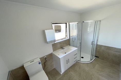 Photo of property in 2/14 Hatherley Place, Clendon Park, Auckland, 2103