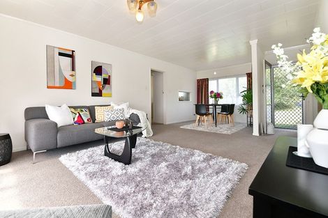 Photo of property in 60 Albatross Road, Red Beach, 0932