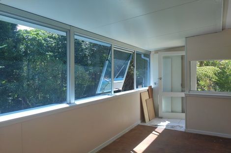 Photo of property in 2/19 Capilano Place, Glenfield, Auckland, 0629
