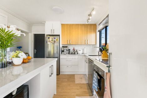 Photo of property in 25 Royal Terrace, Alexandra, 9320