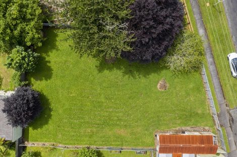 Photo of property in 16 Moir Street, Eltham, 4322