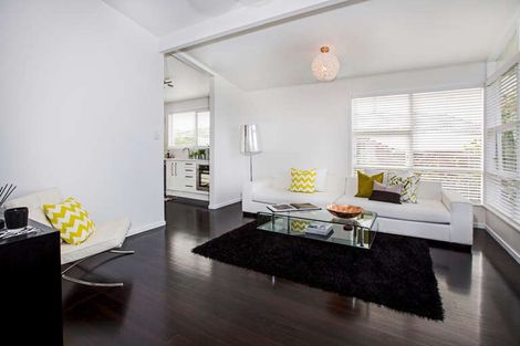 Photo of property in 3 Glynnbrooke Street, Te Atatu South, Auckland, 0610