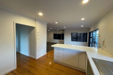 Photo of property in 6 Marr Road, Manurewa, Auckland, 2102