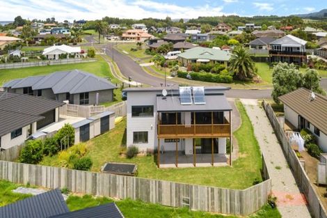 Photo of property in 10 Sea Vista, Athenree, Katikati, 3177