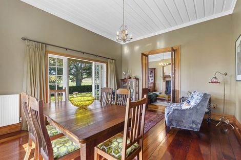 Photo of property in 137 Egmont Road, Hillsborough, New Plymouth, 4372