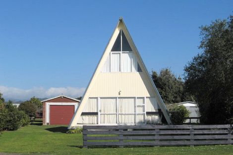 Photo of property in 152 Cook Drive, Whitianga, 3510