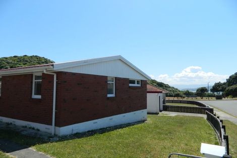 Photo of property in 36 Mahinawa Street, Takapuwahia, Porirua, 5022